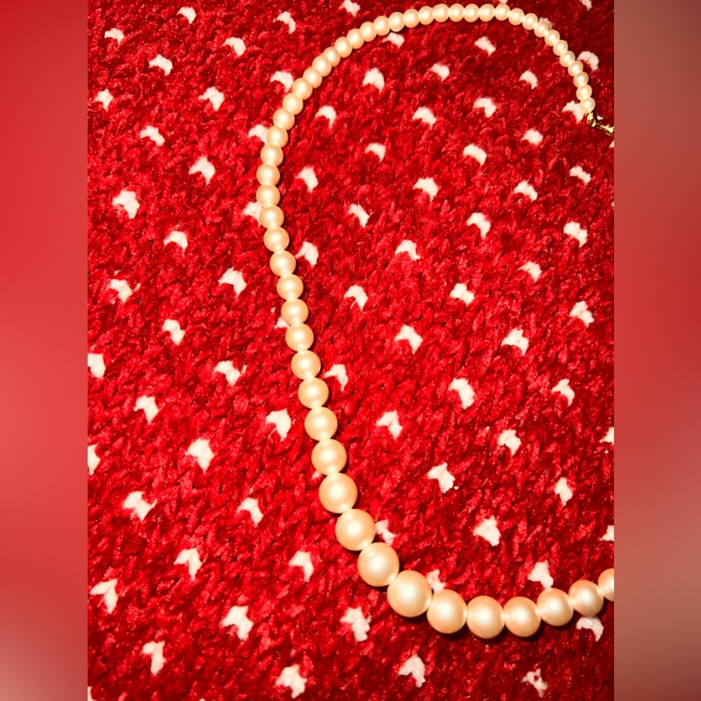 🐋🐚Pearl Necklace❤️ - Picture 6 of 8